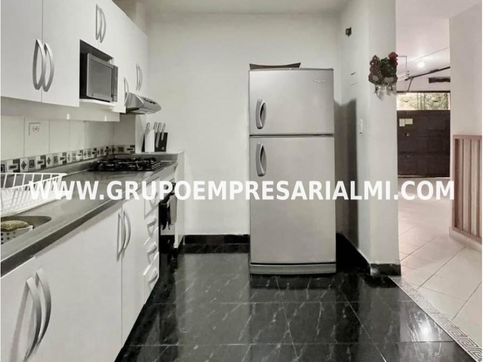 Apartaestudio for sale in Belén, Medellín 4