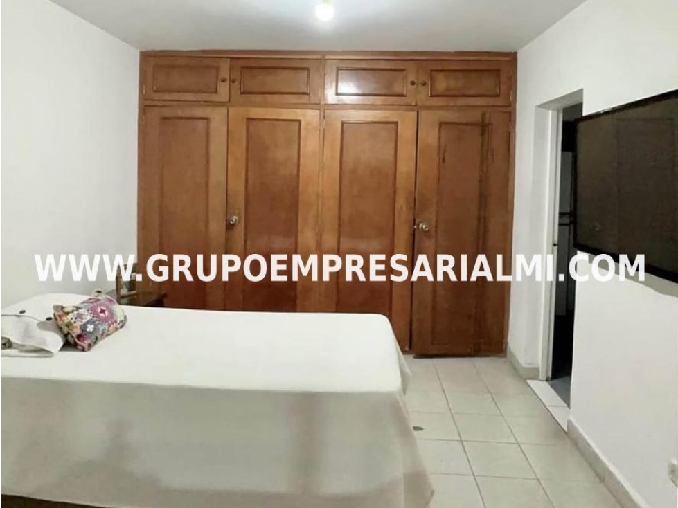 Apartaestudio for sale in Belén, Medellín 5