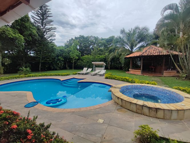 Casa de 4 alcobas en venta en La Morada, Jamundí, 345 m² · foto 24 de 24
