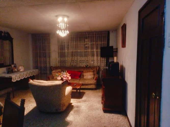 Casa de 4 alcobas en venta en San Miguel, Bogotá, 210 m² · foto 16 de 22