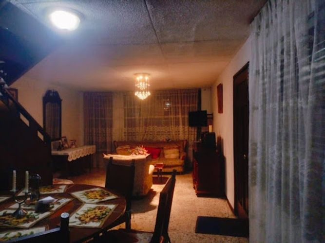 Casa de 4 alcobas en venta en San Miguel, Bogotá, 210 m² · foto 18 de 22