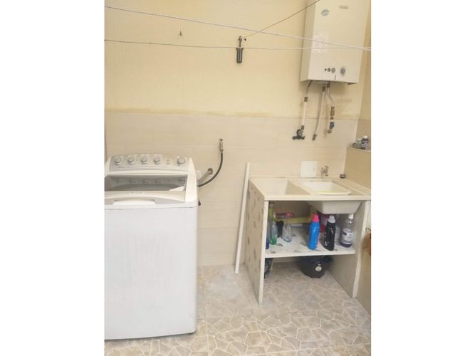 Casa de 3 alcobas en venta en Sector Bavaria, Armenia, 240 m² · foto 6 de 14