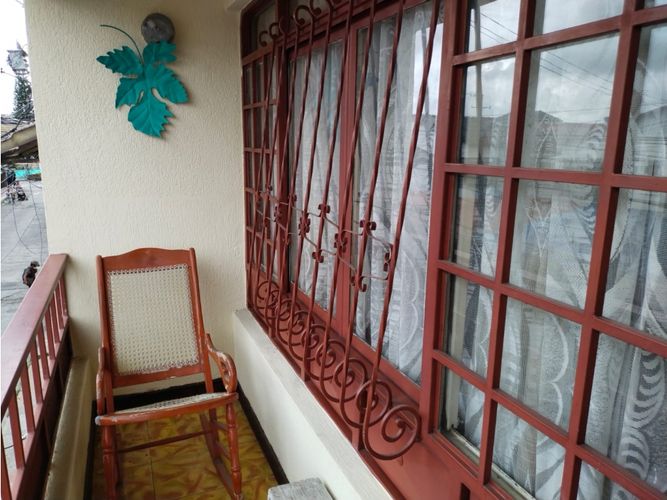 Casa de 6 alcobas en venta en Cr. Guayacanes, Armenia, 120 m² · foto 6 de 24
