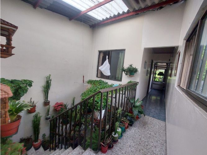 Casa de 5 alcobas en venta en Armenia, 180 m² · foto 8 de 19