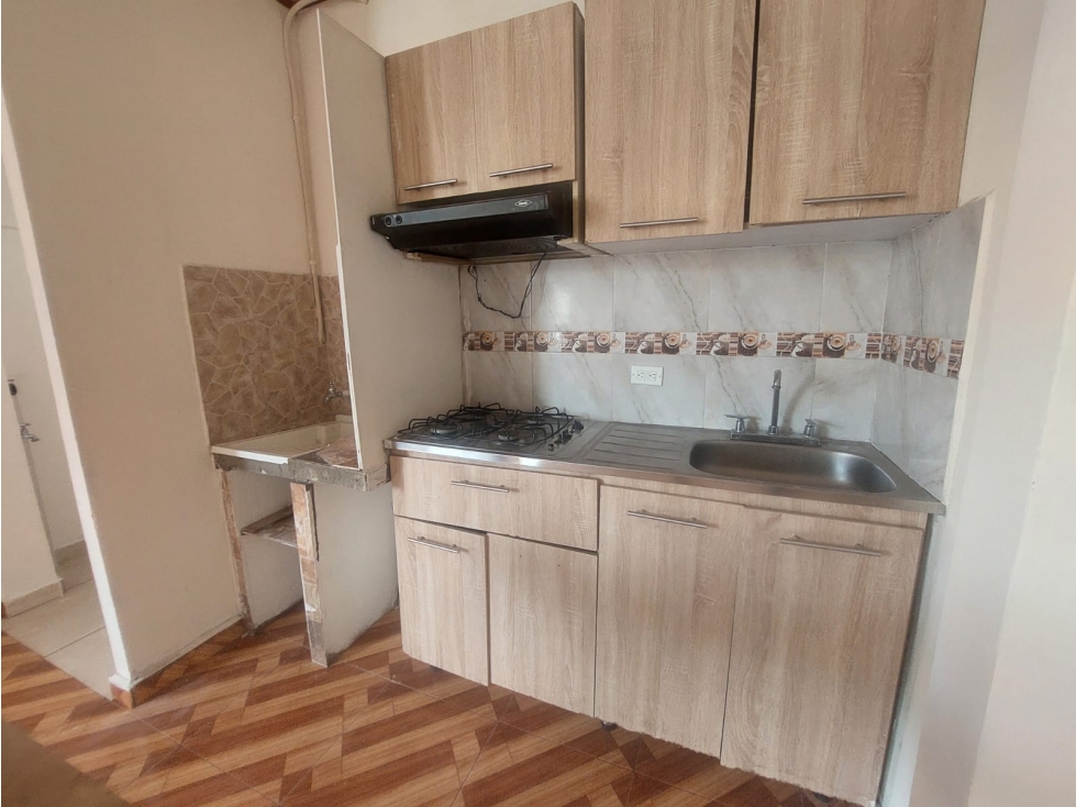 Casa de 2 alcobas en venta en San Jose, Armenia, 130 m² · foto 2 de 11