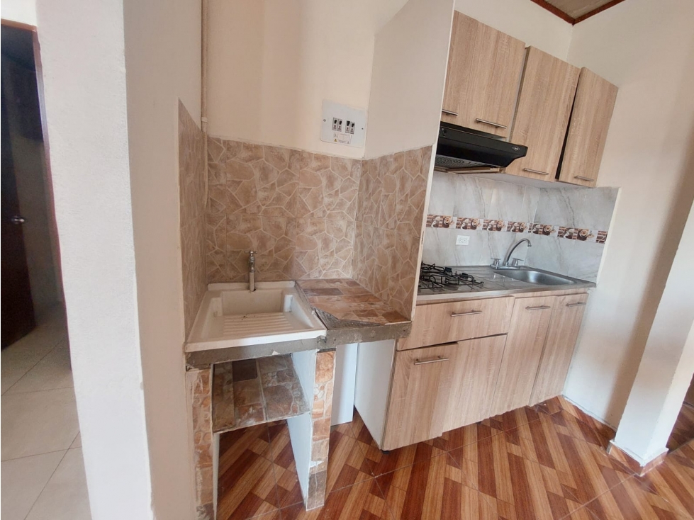 Casa de 2 alcobas en venta en San Jose, Armenia, 130 m² · foto 3 de 11
