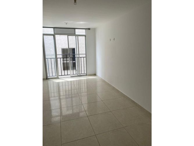 Apartaestudio en venta en Cr. Brisas Del Bosque, Armenia, 48 m² · foto 4 de 24