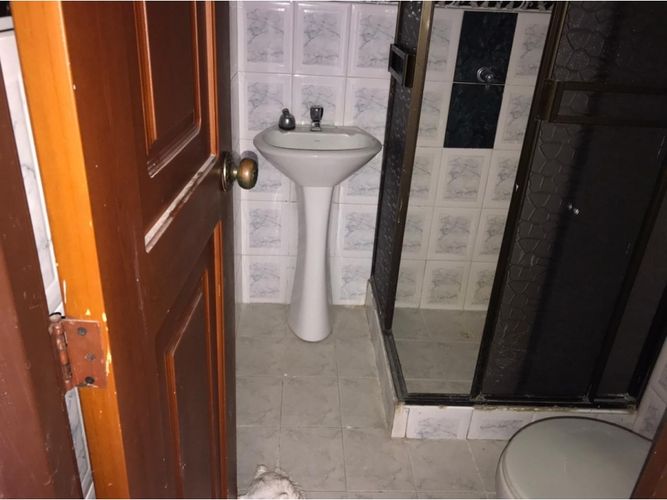 Casa de 2 alcobas en venta en 25 De Mayo, Armenia, 72 m² · foto 8 de 11