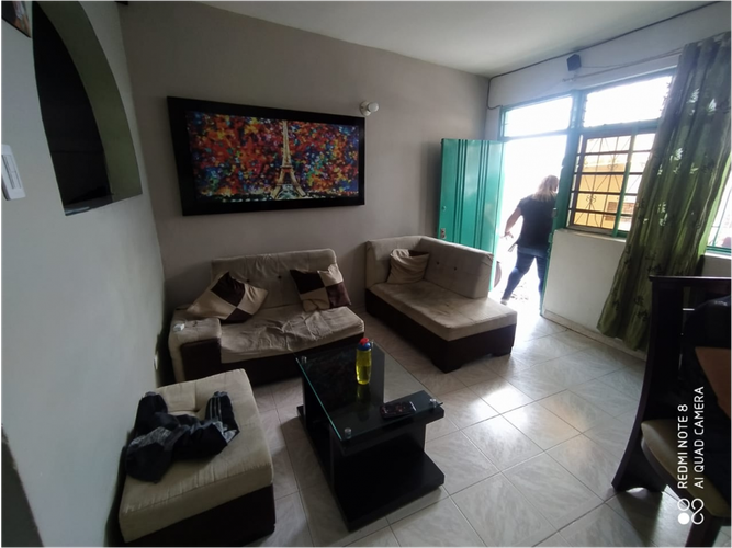 Casa de 8 alcobas en venta en Brasilia, Armenia, 180 m² · foto 11 de 17