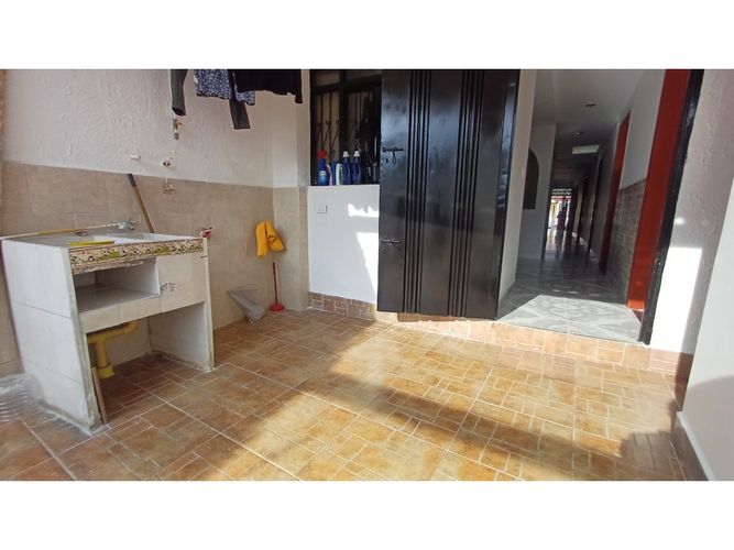 Casa de 4 alcobas en venta en Granada, Armenia, 192 m² · foto 17 de 18