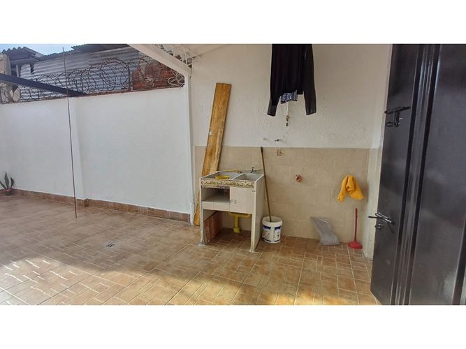 Casa de 4 alcobas en venta en Granada, Armenia, 192 m² · foto 18 de 18