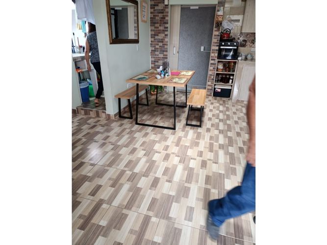Casa de 9 alcobas en venta en Las Acacias, Armenia, 330 m² · foto 2 de 24