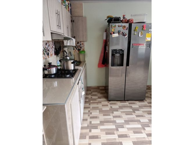 Casa de 9 alcobas en venta en Las Acacias, Armenia, 330 m² · foto 8 de 24