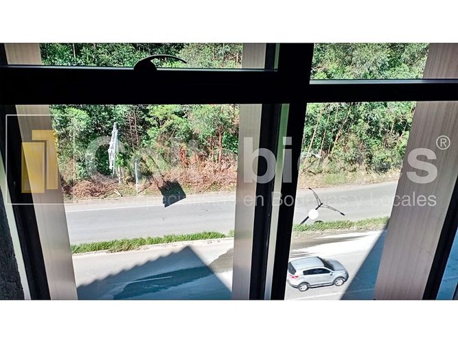 Oficina en venta en Las Palmas, Medellín, 36 m² · foto 4 de 11