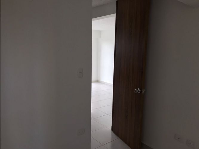 Apartamento de 2 alcobas en venta en San Diego, Armenia, 50 m² · foto 9 de 14