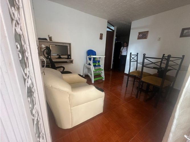 Casa de 6 alcobas en venta en El Prado, Armenia, 119 m² · foto 2 de 24