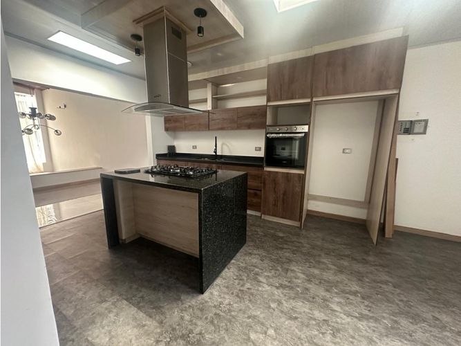 Casa de 5 alcobas en venta en Norte De Armenia, Armenia, 366 m² · foto 8 de 24