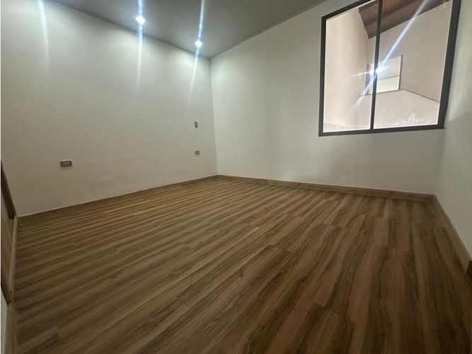 Casa de 5 alcobas en venta en Norte De Armenia, Armenia, 366 m² · foto 13 de 24