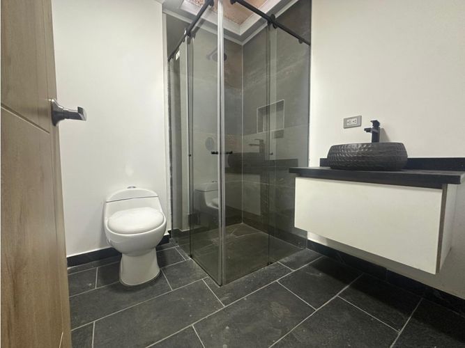 Casa de 5 alcobas en venta en Norte De Armenia, Armenia, 366 m² · foto 19 de 24