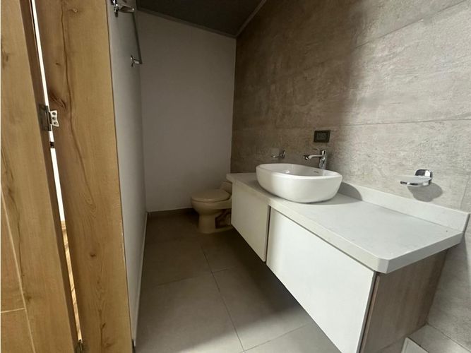 Casa de 5 alcobas en venta en Norte De Armenia, Armenia, 366 m² · foto 22 de 24