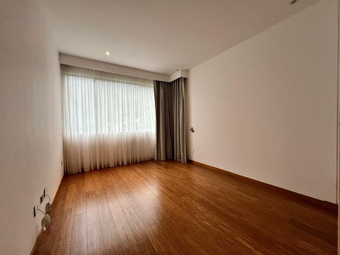Apartamento de 3 alcobas en venta en El Poblado, Medellín, 245 m² · foto 13 de 19