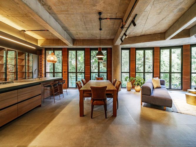 Apartamento de 2 alcobas en venta en El Poblado, Medellín, 203 m² · foto 2 de 18
