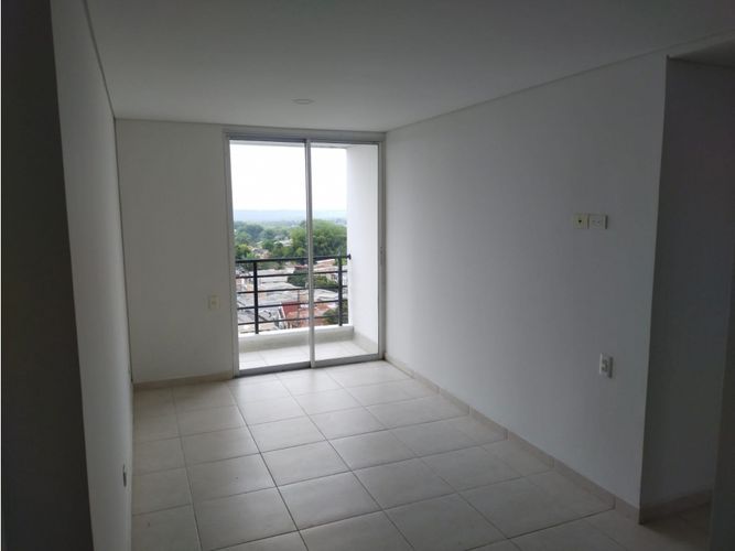Apartamento en venta en Cr. Agua Azul, Armenia · foto 4 de 24