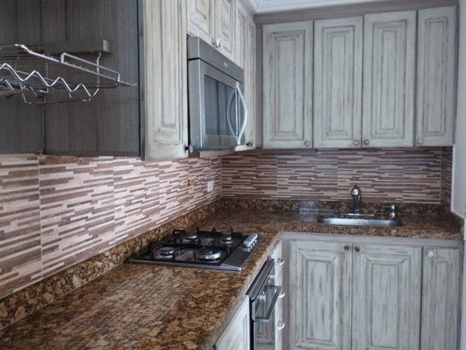 Apartamento de 3 alcobas en arriendo en El Poblado, Medellín, 94 m² · foto 12 de 14