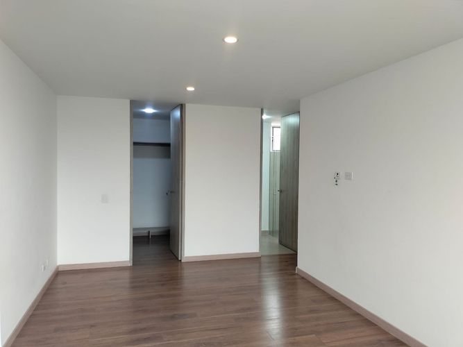Apartamento de 3 alcobas en venta en El Poblado, Medellín, 124 m² · foto 13 de 18