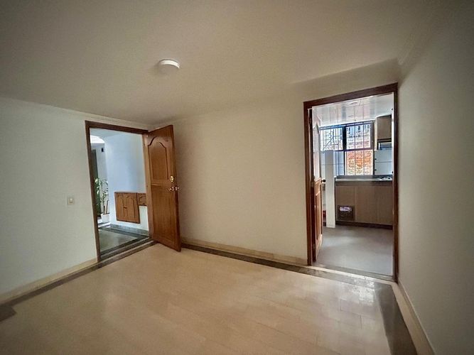 Apartamento de 3 alcobas en venta en Santa Monica, Bogotá, 133 m² · foto 4 de 17
