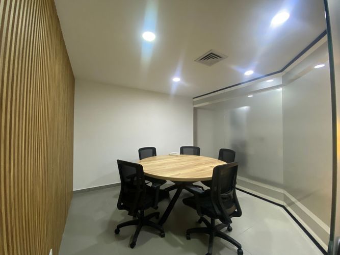 Oficina en arriendo en El Poblado, Medellín, 38 m² · foto 5 de 6