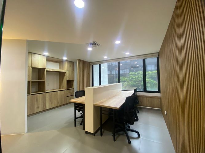Oficina en arriendo en El Poblado, Medellín, 38 m² · foto 2 de 6