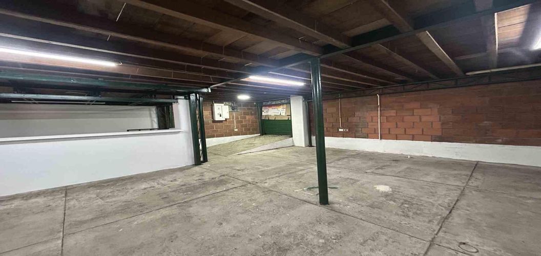 Bodega en arriendo en Morelia, Pereira, 88 m² · foto 2 de 21