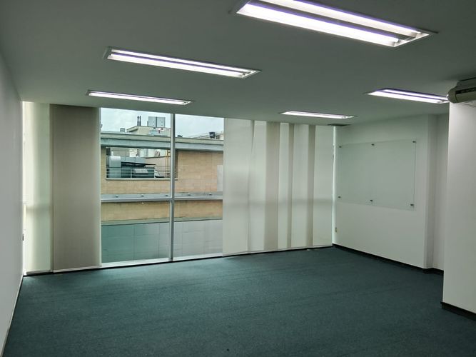 Oficina en arriendo en El Poblado, Medellín, 40 m² · foto 2 de 14