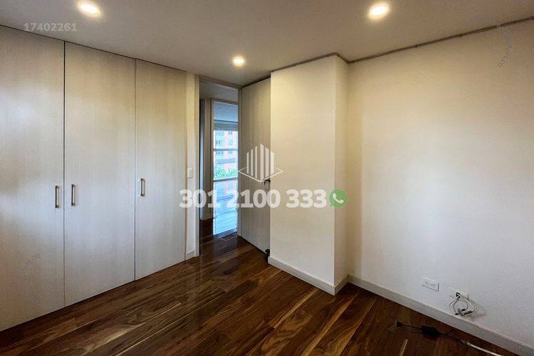 Apartamento de 3 alcobas en arriendo en Oviedo, Medellín, 120 m² · foto 12 de 24
