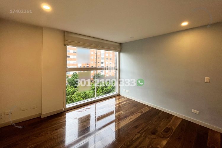 Apartamento de 3 alcobas en arriendo en Oviedo, Medellín, 120 m² · foto 21 de 24