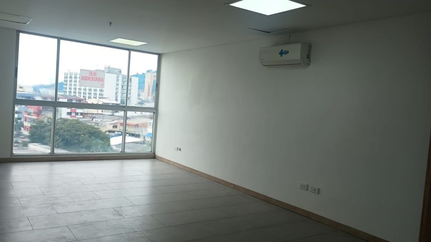 Oficina en arriendo en San Jose Sur, Pereira, 37 m² · foto 5 de 6