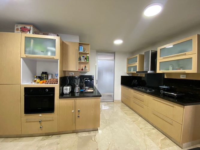 Apartamento de 4 alcobas en venta en Cristales, Cali, 192 m² · foto 7 de 24