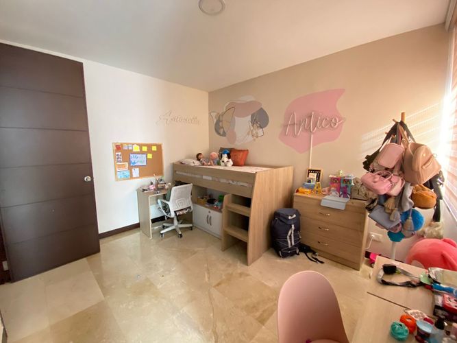 Apartamento de 4 alcobas en venta en Cristales, Cali, 192 m² · foto 13 de 24