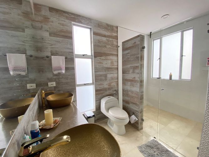 Apartamento de 4 alcobas en venta en Cristales, Cali, 192 m² · foto 16 de 24