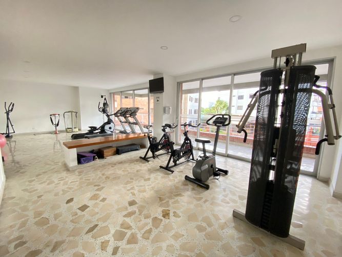 Apartamento de 4 alcobas en venta en Cristales, Cali, 192 m² · foto 18 de 24