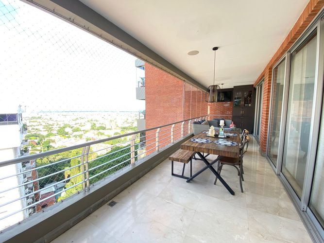 Apartamento de 4 alcobas en venta en Cristales, Cali, 192 m² · foto 21 de 24