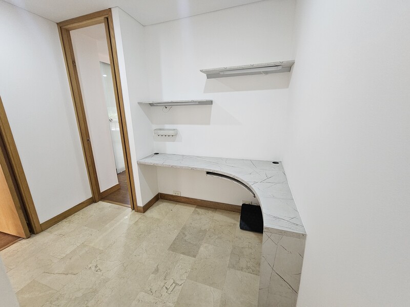 Apartamento en arriendo en El Poblado, Medellín · foto 3 de 18