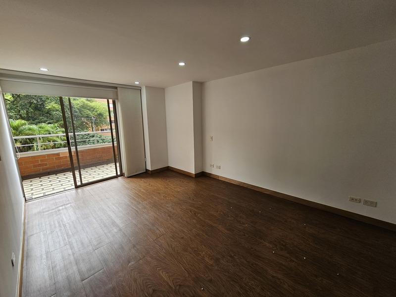 Apartamento en arriendo en El Poblado, Medellín · foto 8 de 18