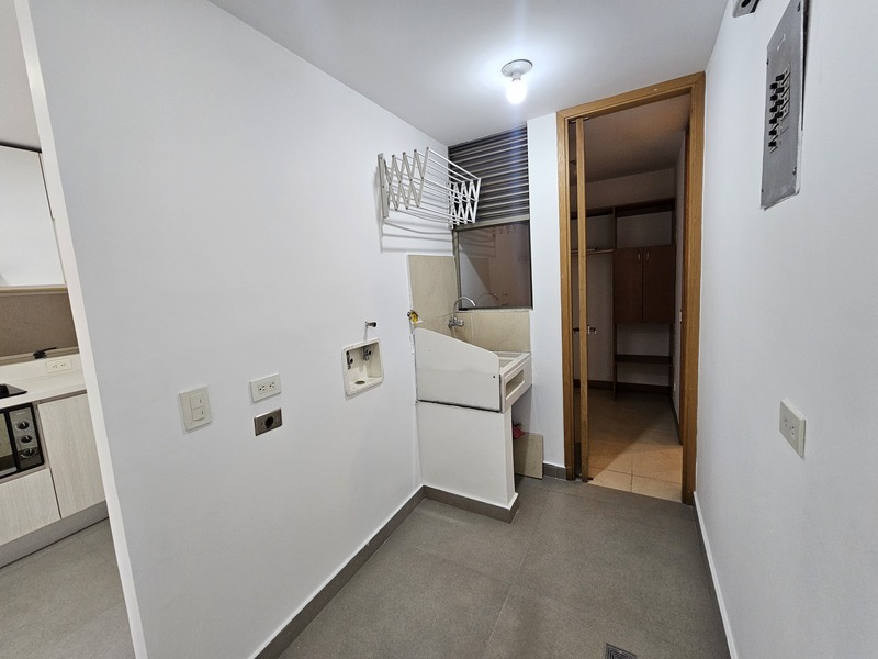 Apartamento en arriendo en El Poblado, Medellín · foto 14 de 18