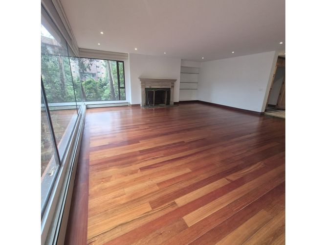 Apartamento de 4 alcobas en venta en Los Rosales, Bogotá, 450 m² · foto 7 de 24
