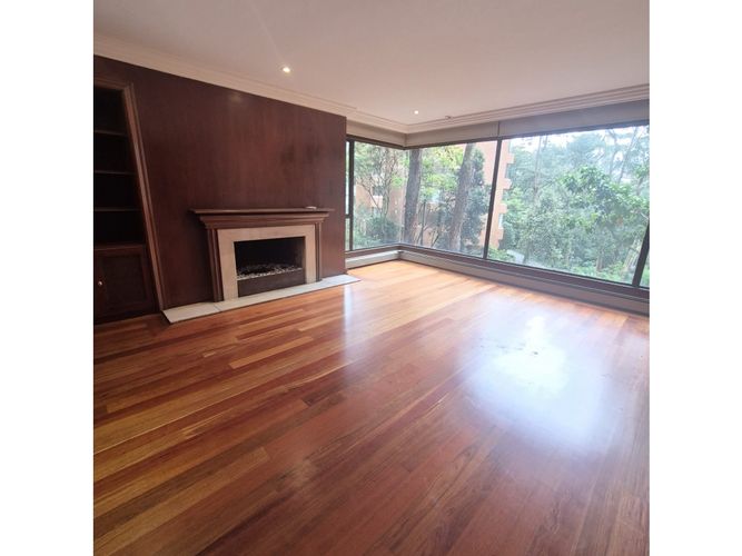 Apartamento de 4 alcobas en venta en Los Rosales, Bogotá, 450 m² · foto 9 de 24