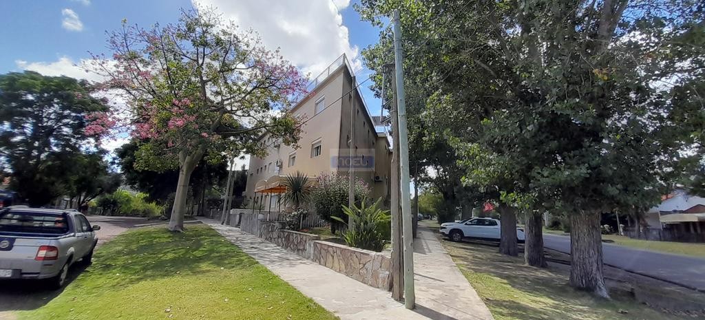 MONOAMBIENTE EN ALQUILER ANUAL, PIRIAPOLIS