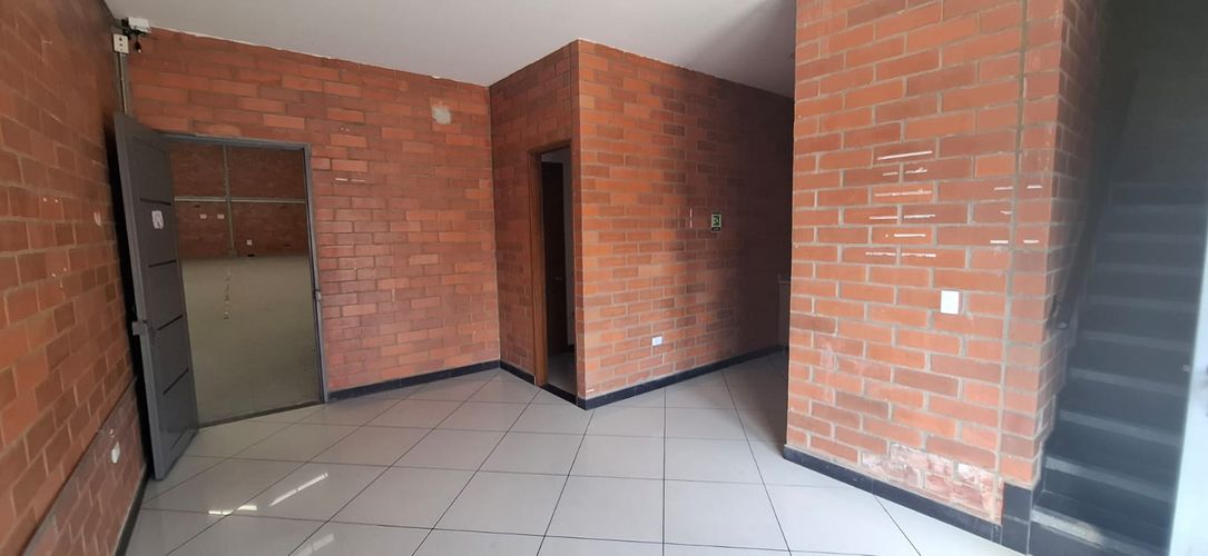 Bodega en arriendo en Zona Industrial, Yumbo, 600 m² · foto 12 de 13