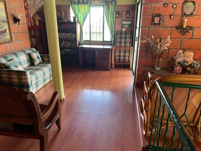 Casa de 4 alcobas en venta en Ruitoque, Piedecuesta · foto 3 de 13
